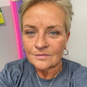 Meet your Posher, Dana